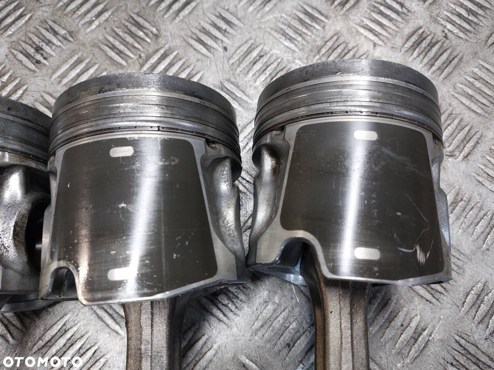 TŁOK + KORBOWÓD KOMPLET IVECO DAILY IV 2019- 3.0 D EURO 6 F1CFL411 - 8