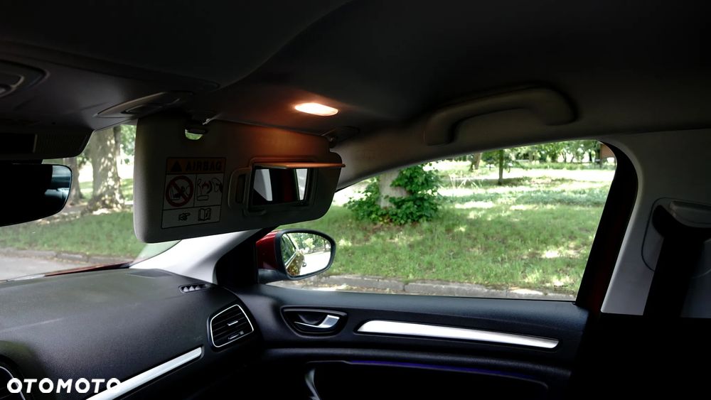 Renault Megane 1.3 TCe Intens EDC - 5