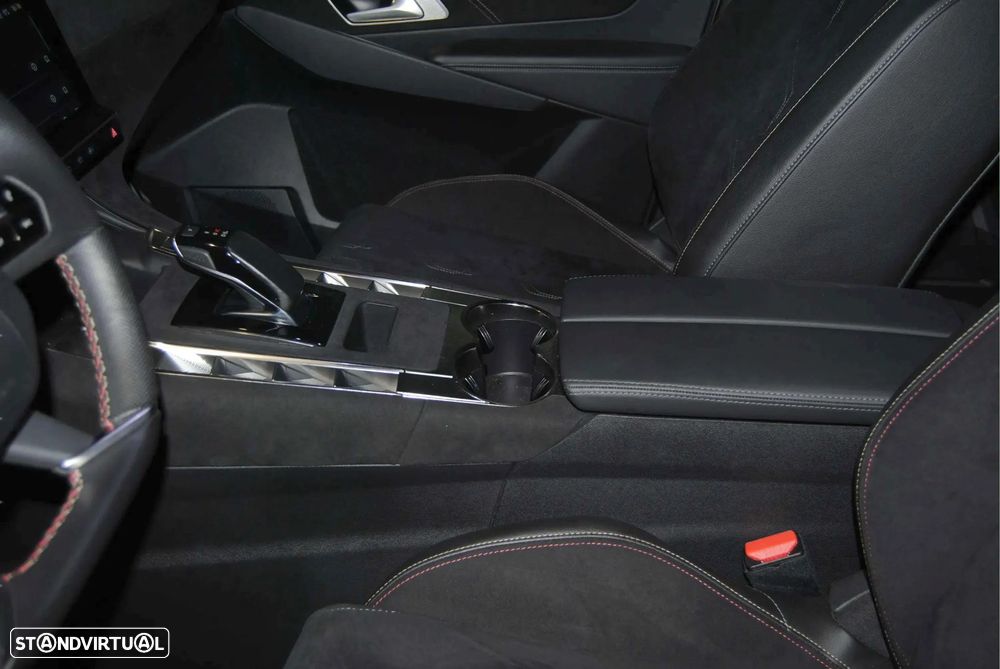 DS DS7 E-Tense Performance Line+ EAT8 - 37