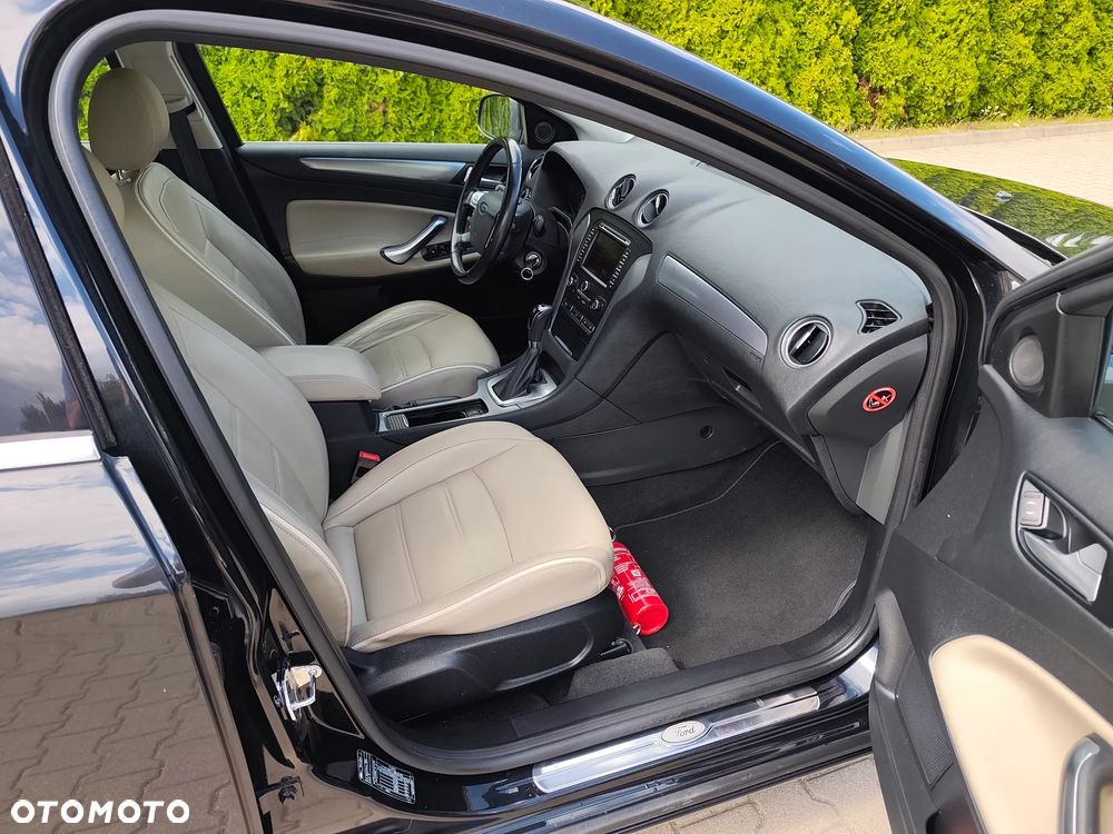 Ford Mondeo 2.0 TDCi Titanium - 24