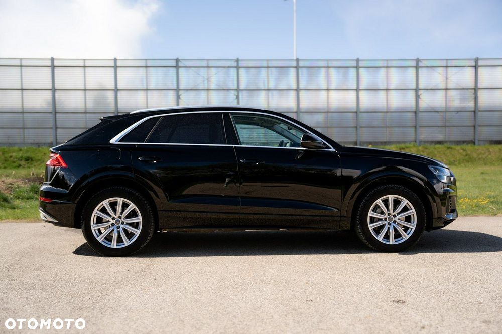 Audi Q8 - 9