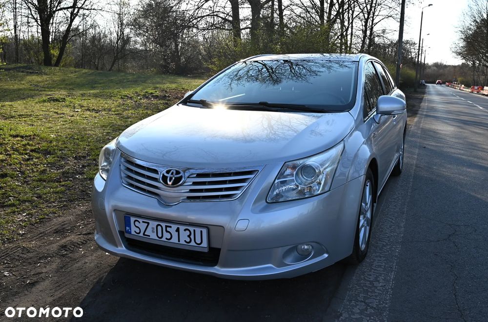 Toyota Avensis - 9