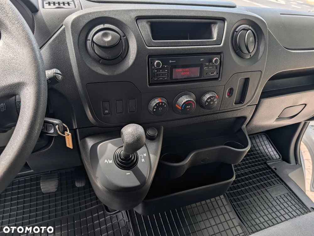 Renault Master - 10