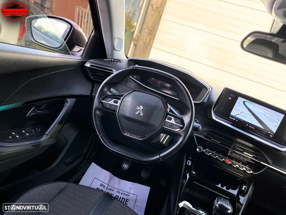 Peugeot 2008 1.2 PureTech Allure - 18