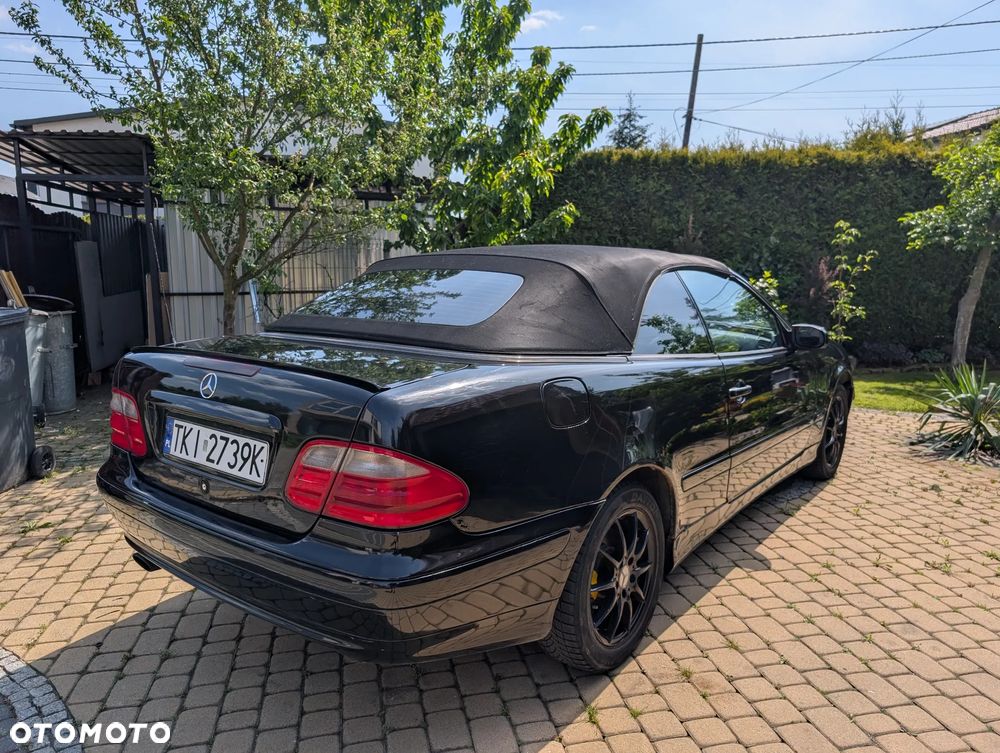 Mercedes-Benz CLK - 7