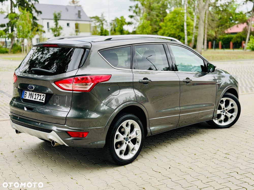 Ford Kuga 2.0 TDCi 4x4 Titanium - 23