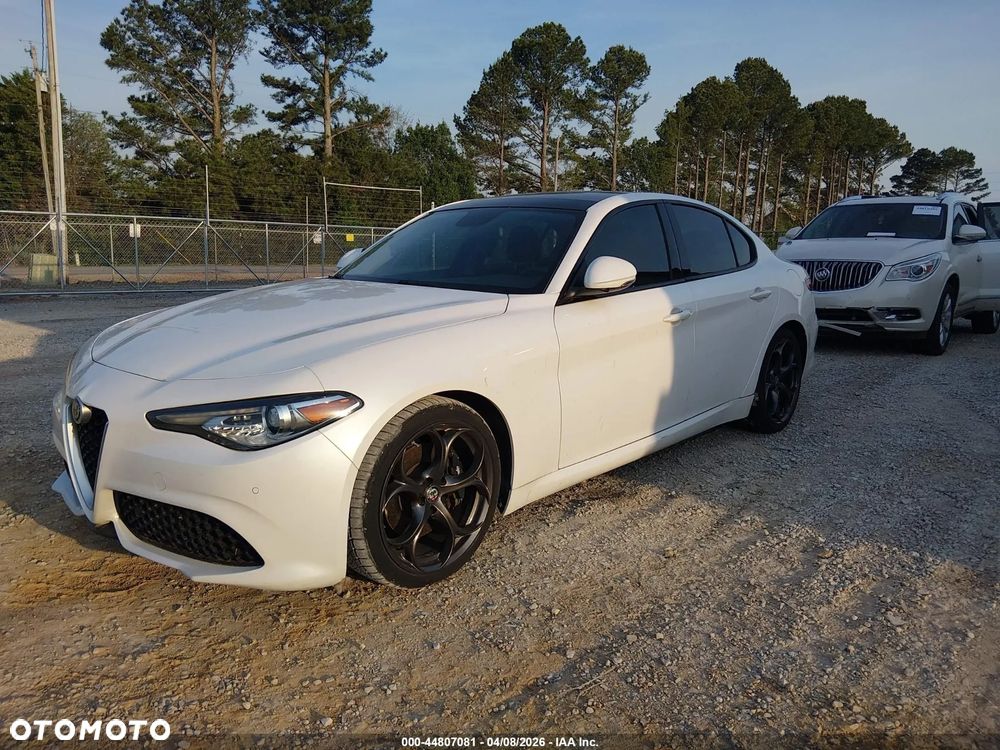 Alfa Romeo Giulia - 2