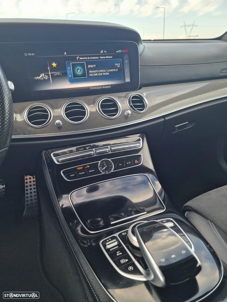Mercedes-Benz E 220 d AMG Line 7L - 12