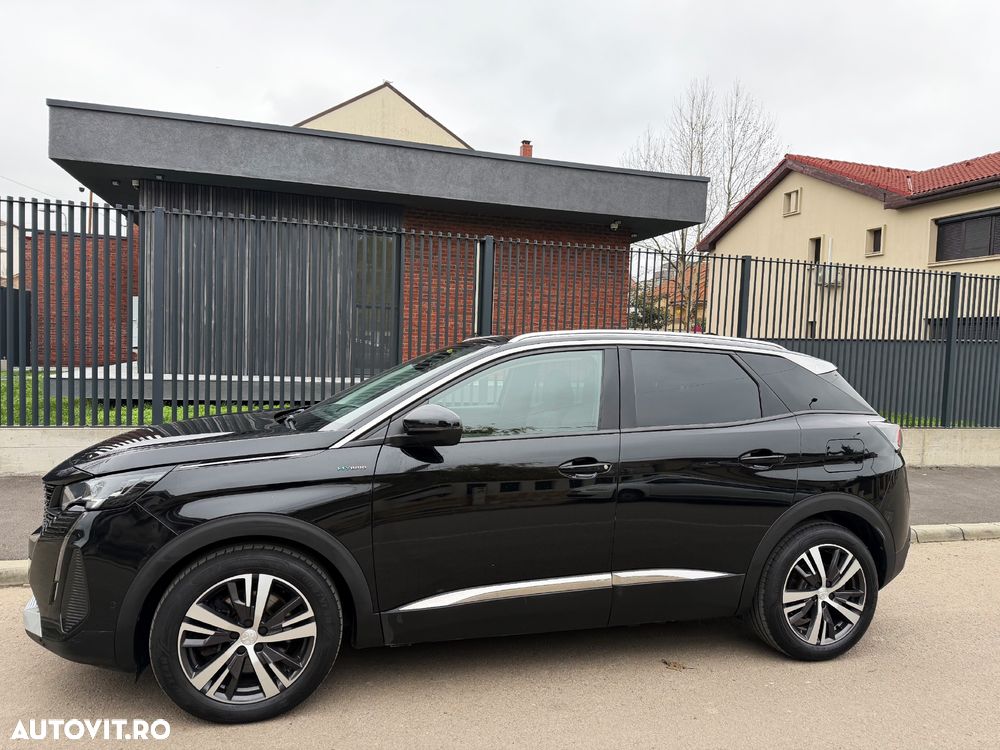 Peugeot 3008 Hybrid 225 e-EAT8 GT Pack - 11