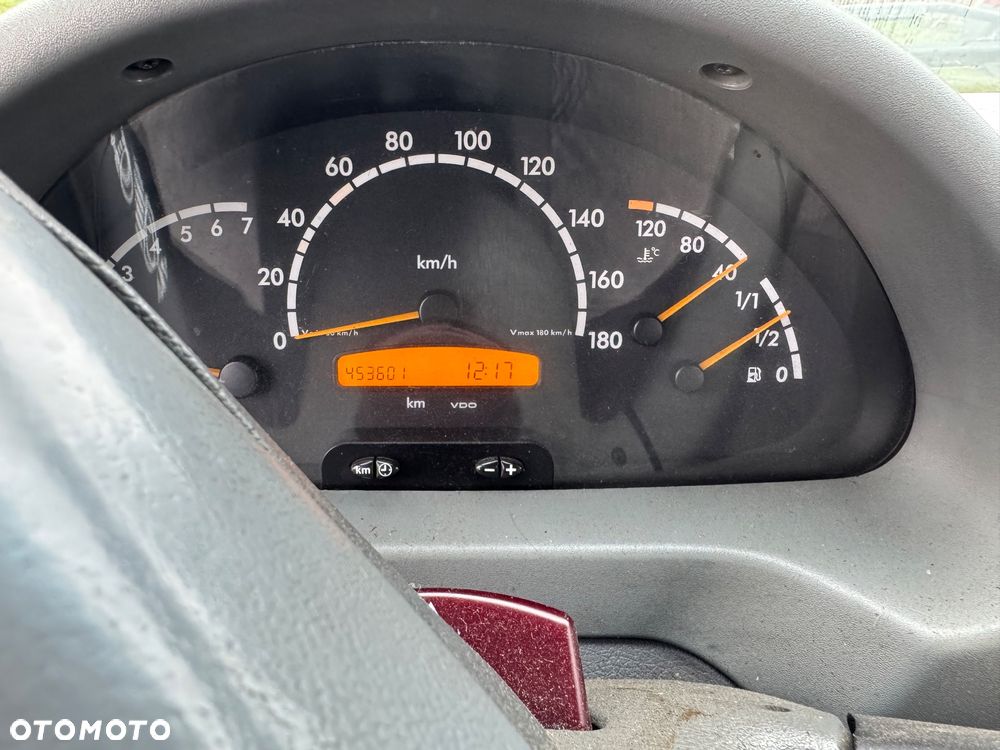 Mercedes-Benz Sprinter - 6