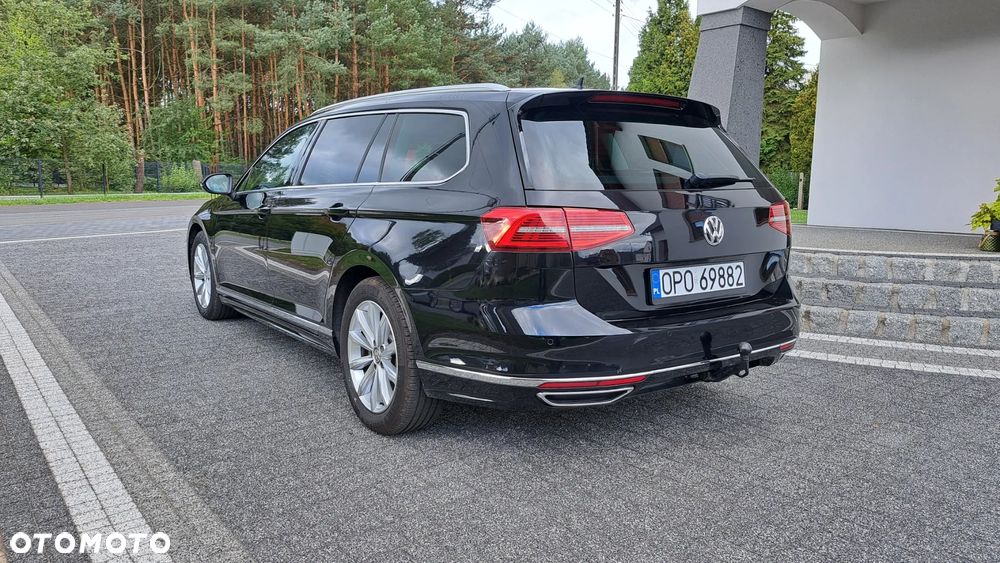 Volkswagen Passat 2.0 TDI BMT Highline - 4