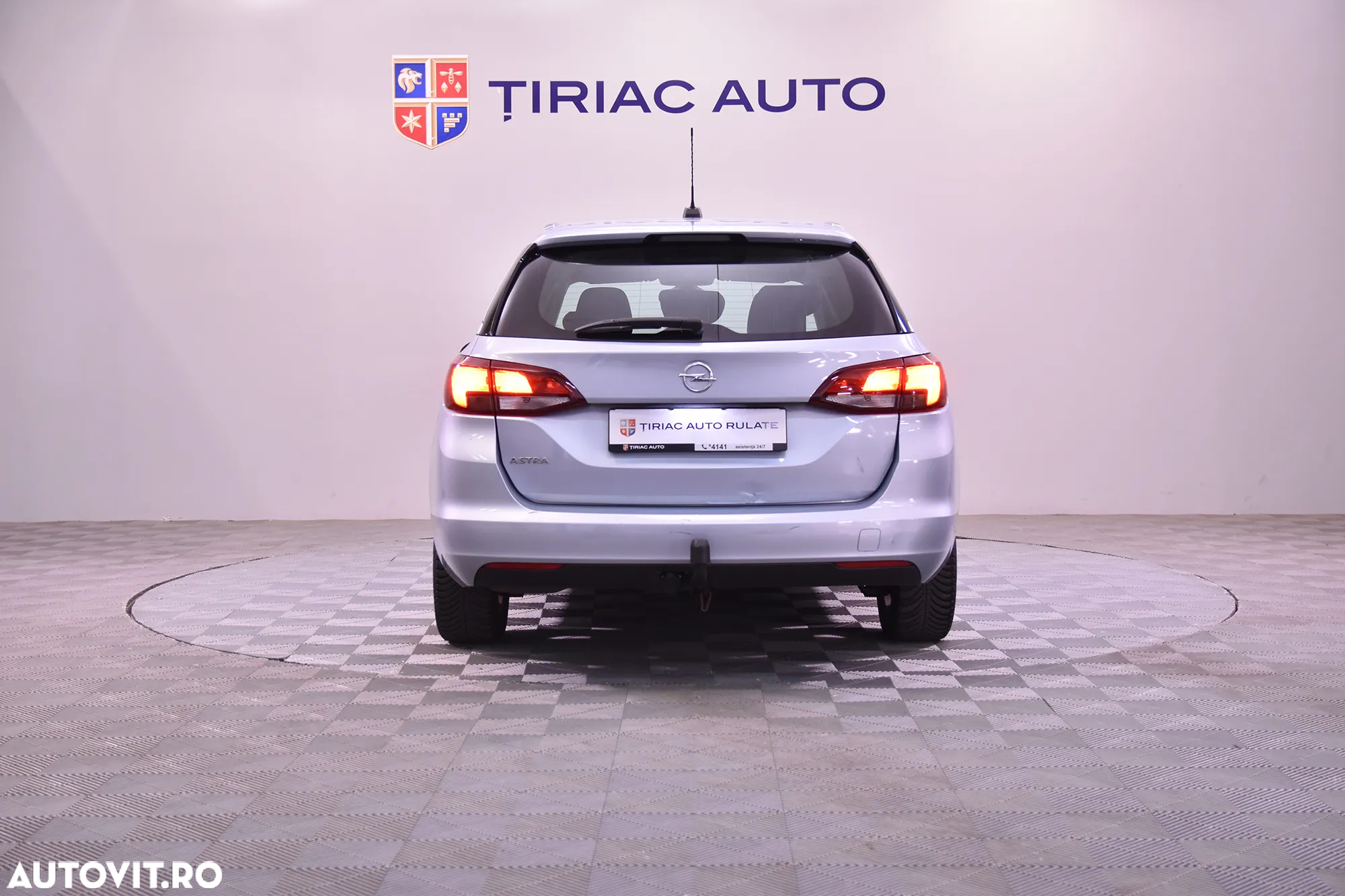 Opel Astra - 4