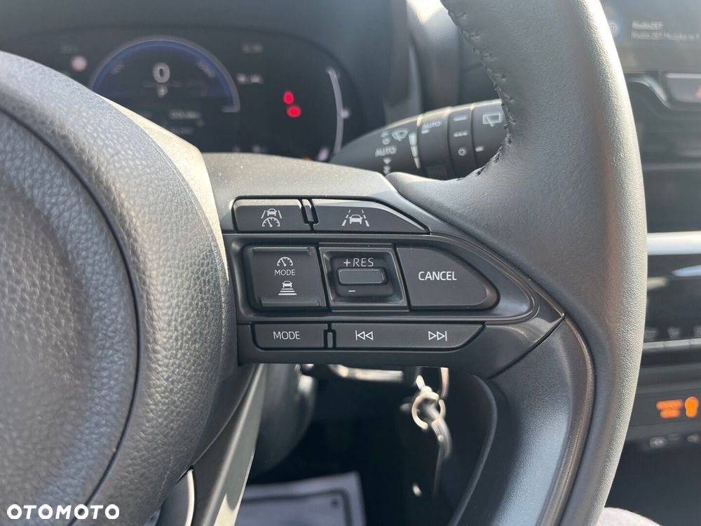 Toyota Yaris Cross Hybrid 1.5 Comfort - 12