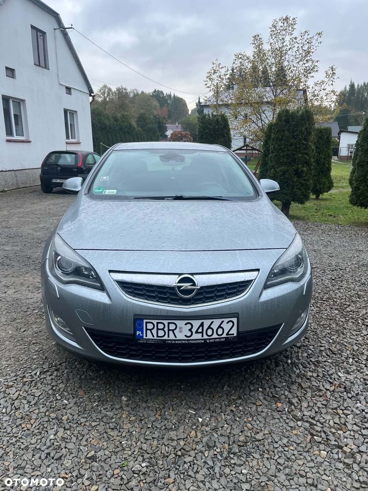 Opel Astra - 1