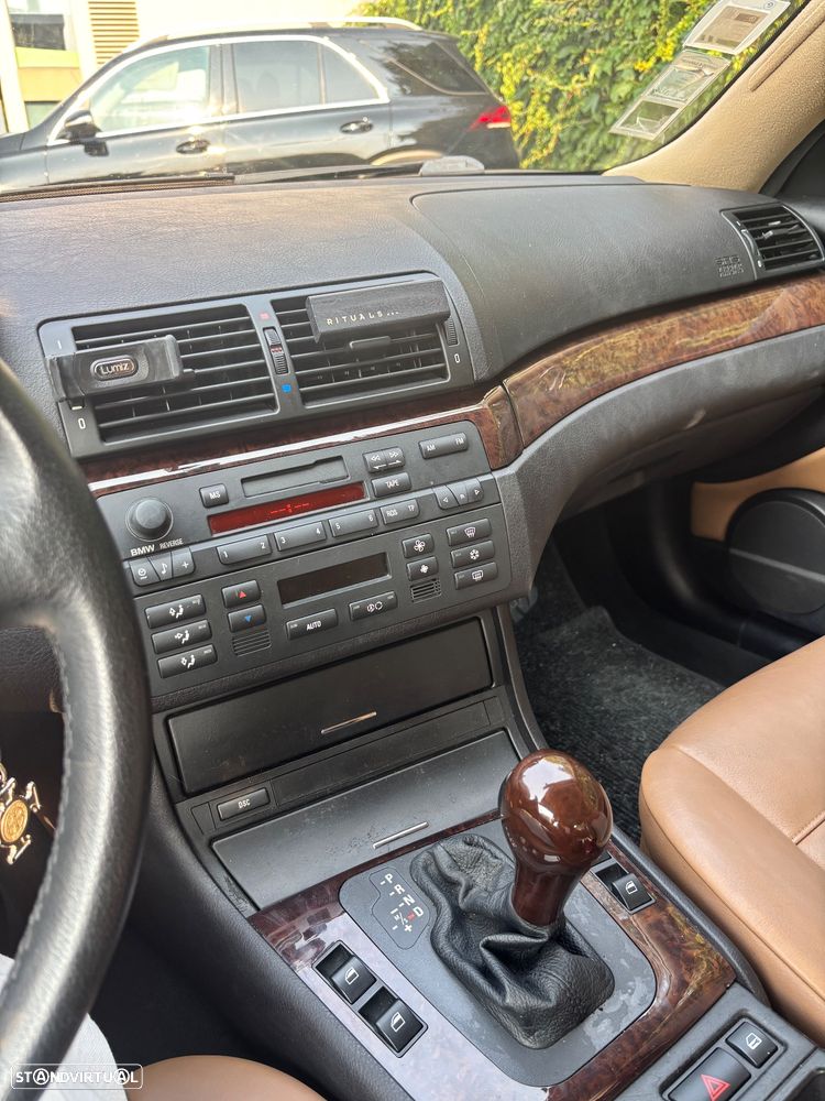 BMW 318 CiA - 12