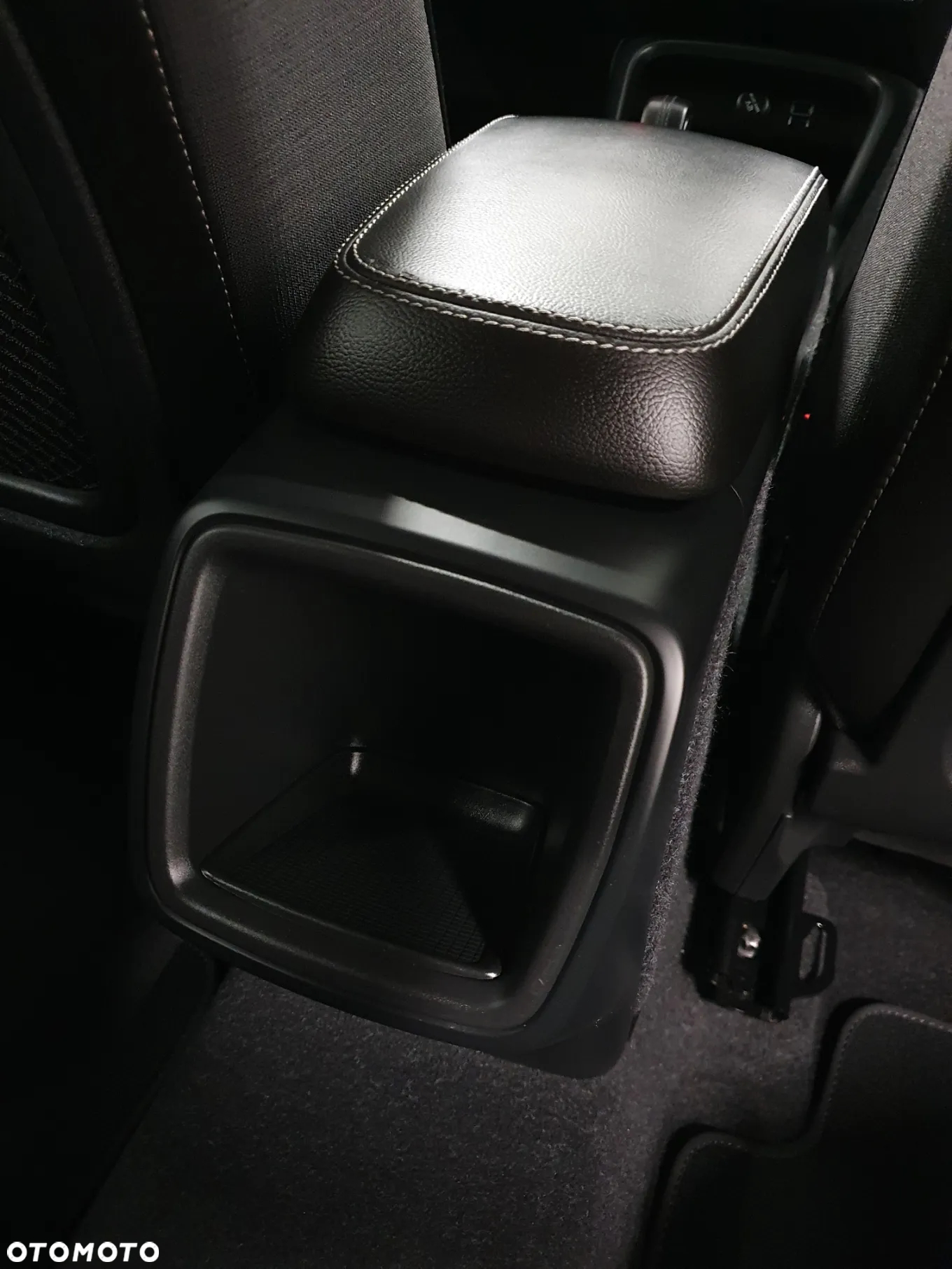 Volvo XC 40 D3 R-Design - 20