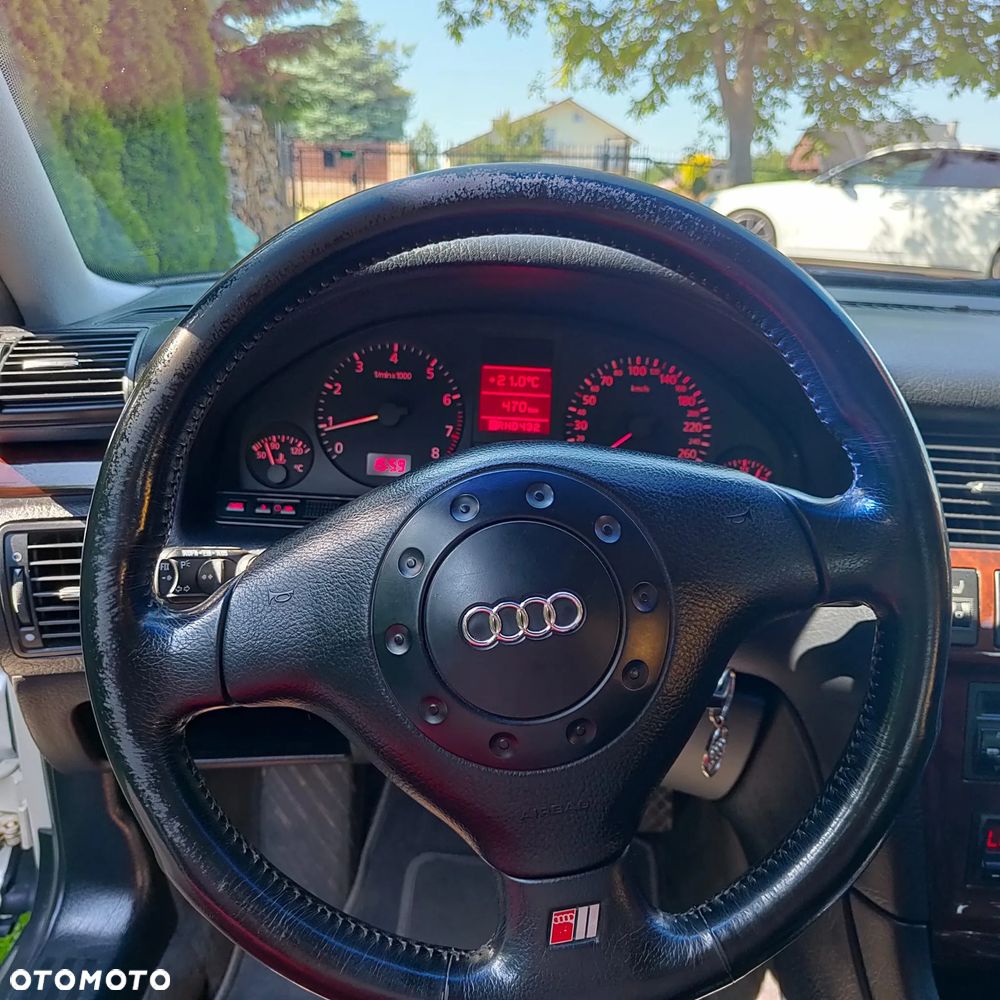 Audi A8 4.2 Quattro Tiptronic - 24
