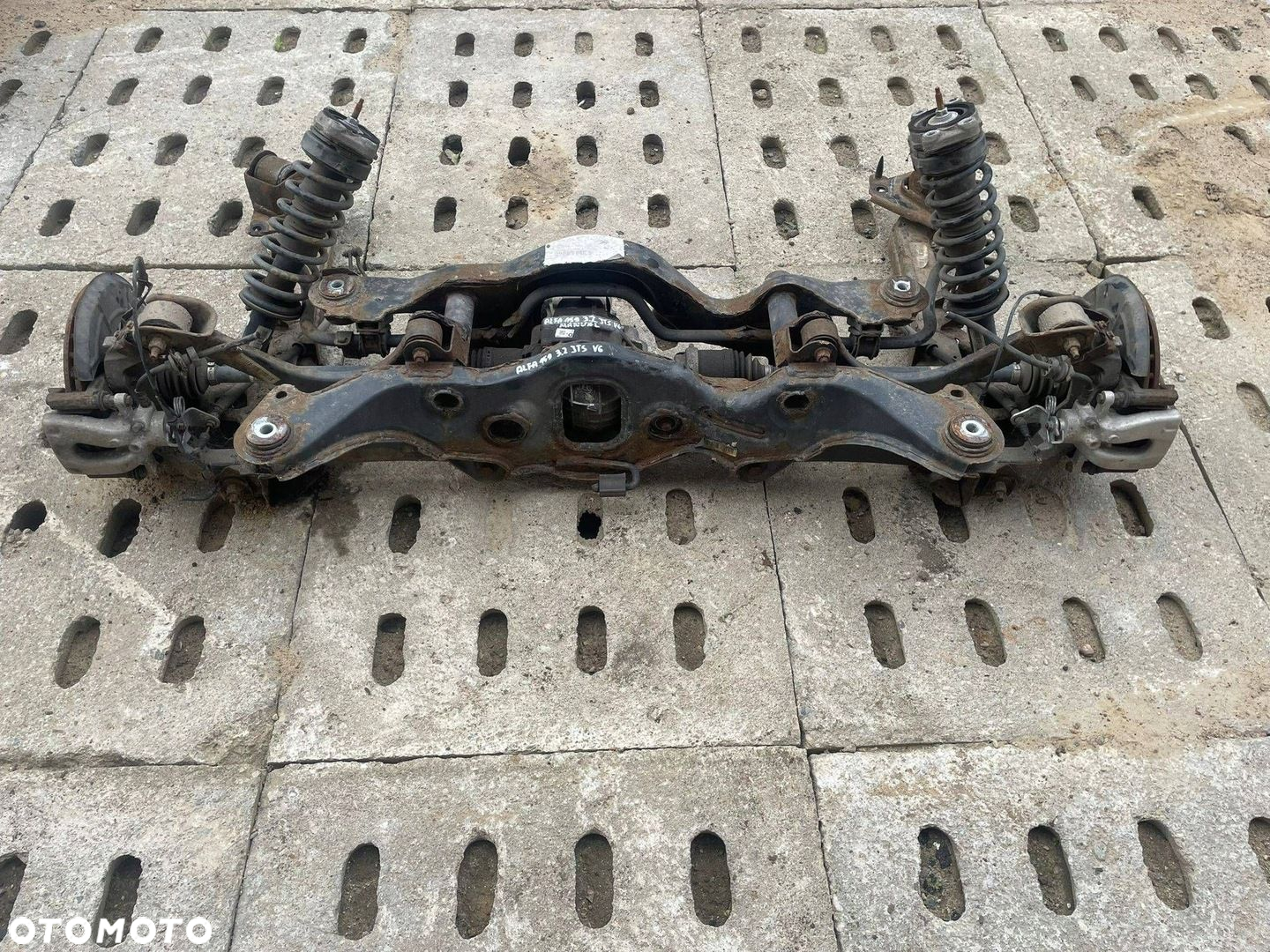 BELKA WÓZEK TYŁ ALFA 159 3.2 JTS V6 4X4 - 6