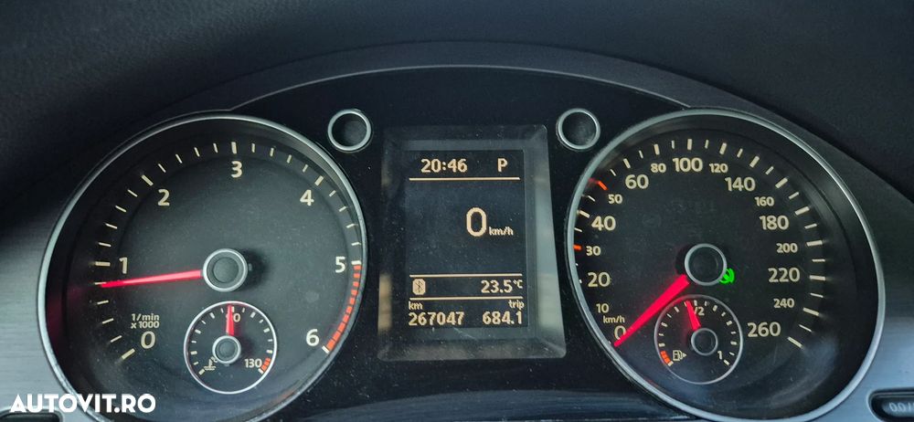 Volkswagen Passat 2.0 TDI BlueMotion Technology DSG Highline - 4