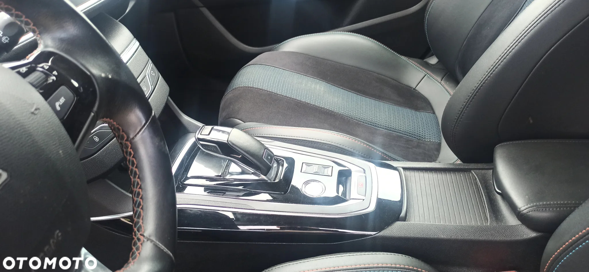 Peugeot 308 BlueHDi 130 EAT8 GT - 31