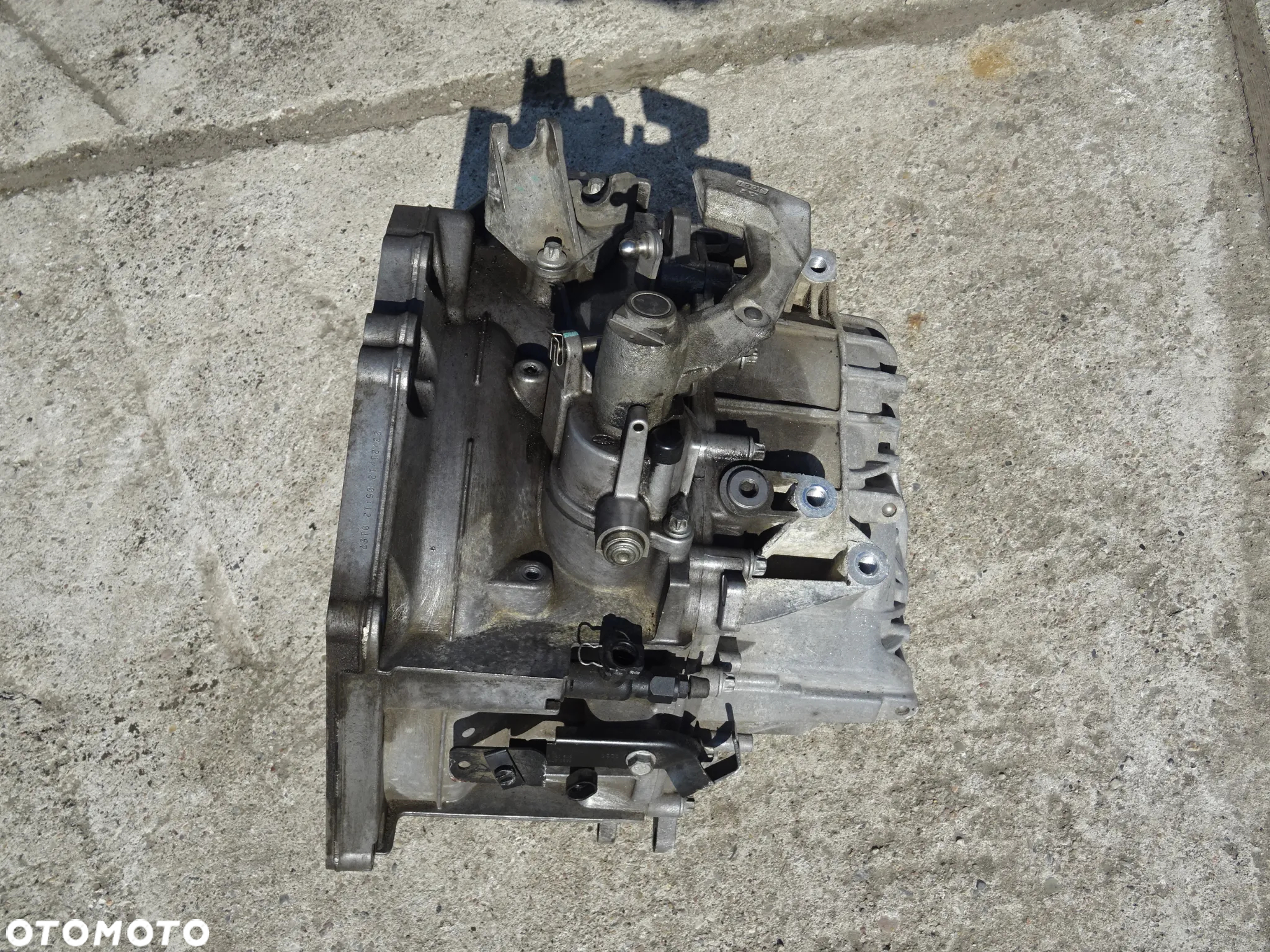 SKRZYNIA MANUAL 6- BIEGÓW M32 1,4 TURBO OPEL ZAFIRA C ASTRA J MOKKA MERIVA B CORSA D E INSIGNIA A - 2
