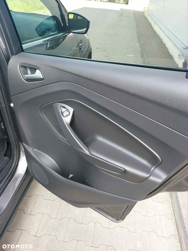 Ford Kuga 1.5 EcoBoost FWD Edition ASS MMT6 - 19