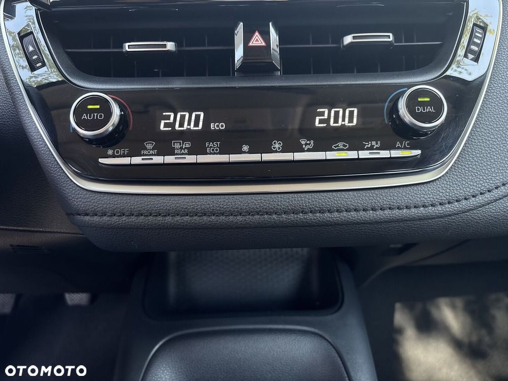 Toyota Corolla - 27