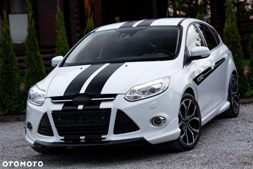 Ford Focus 1.6 EcoBoost Start-Stopp-System Titanium - 1