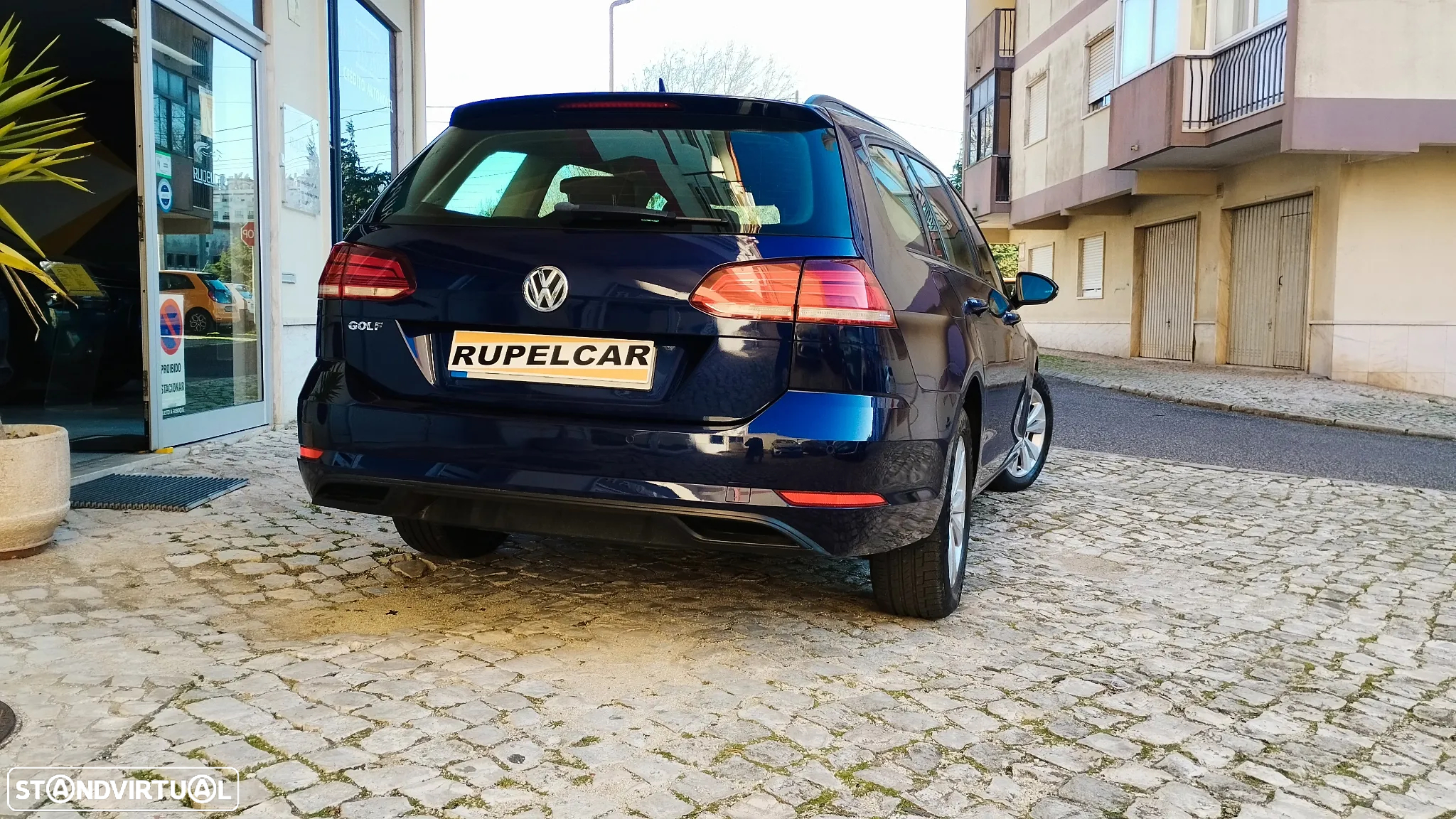 VW Golf Variant 1.6 TDi Confortline - 6