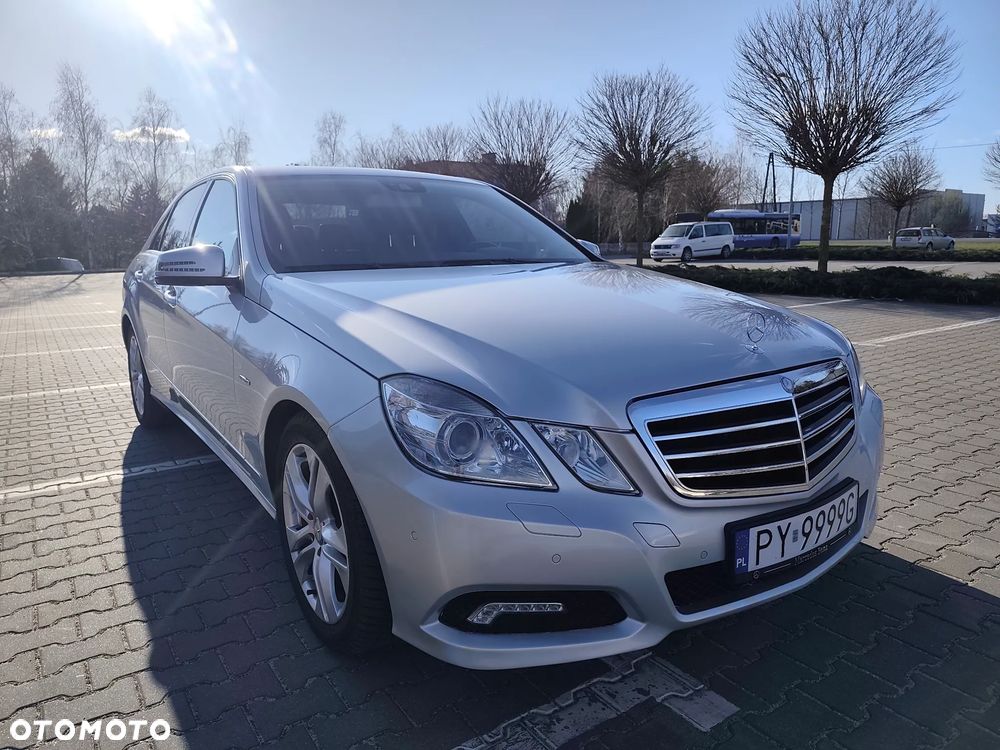 Mercedes-Benz Klasa E 200 CGI BlueEFFICIENCY Automatik Avantgarde - 1
