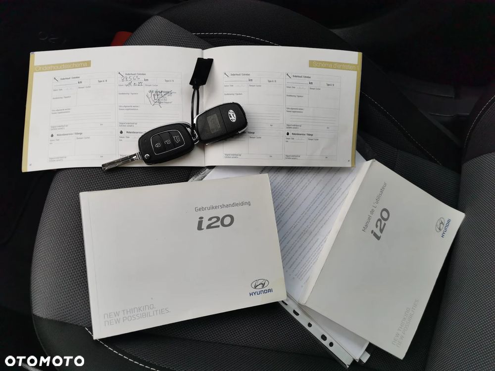 Hyundai i20 blue 1.2 YES Silver - 8