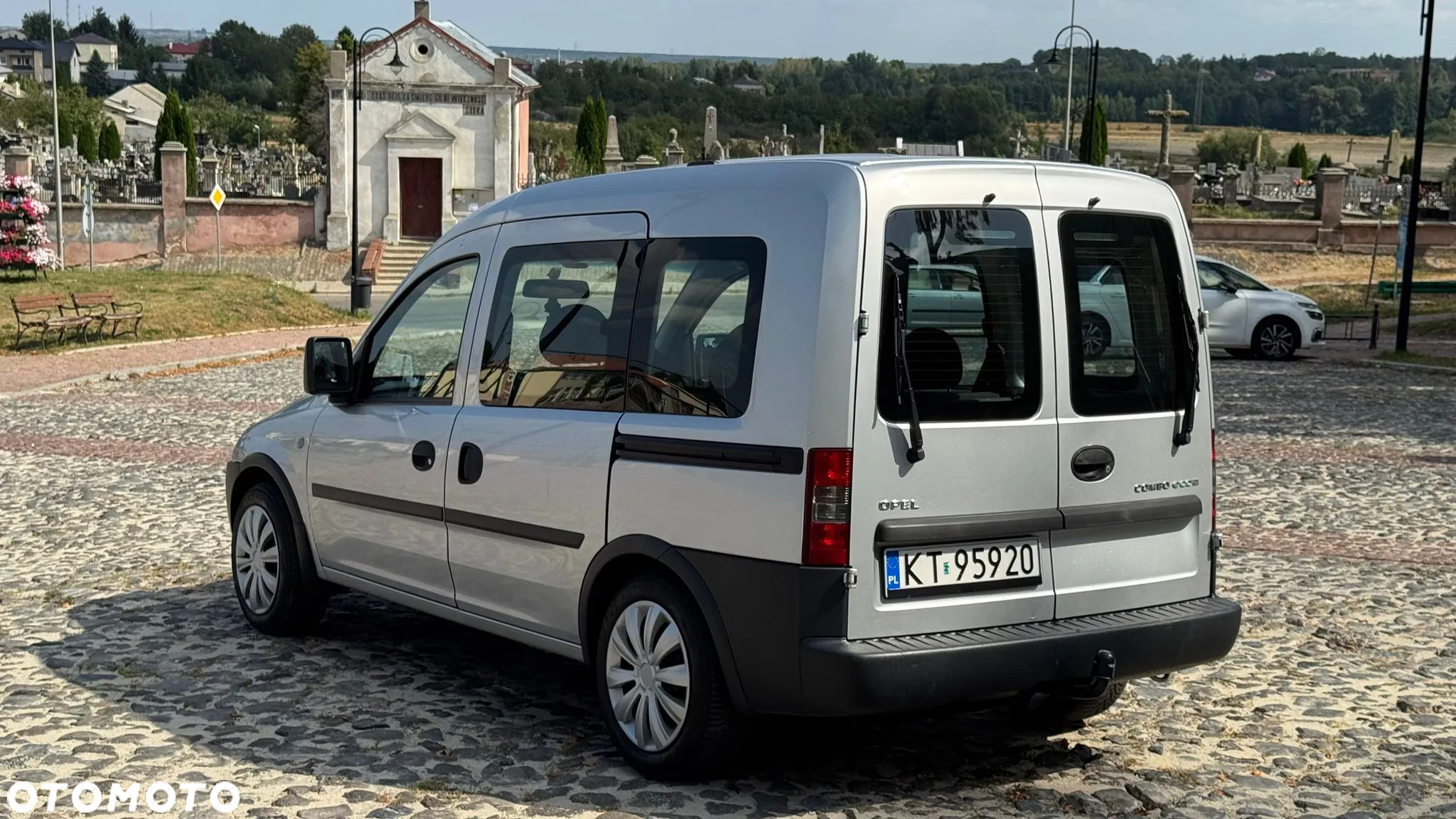 Opel Combo Tour 1.6 CNG Cosmo - 4