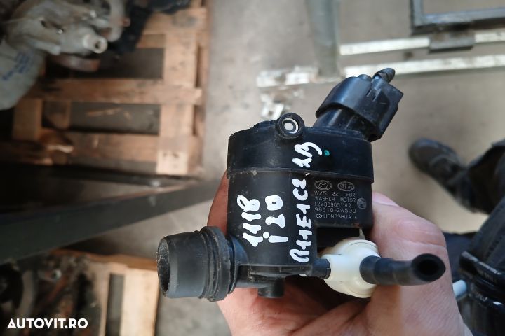 Pompita lichid parbriz si luneta 98510-2W500 98510-2W500 Hyundai i20 - 5