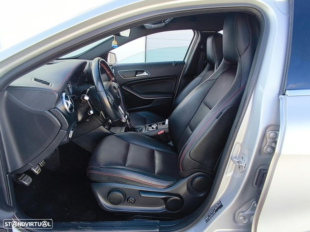 Mercedes-Benz A 180 d AMG Line - 8