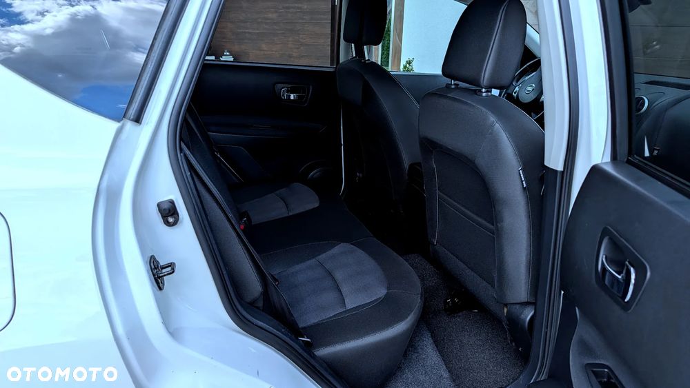 Nissan Qashqai - 10