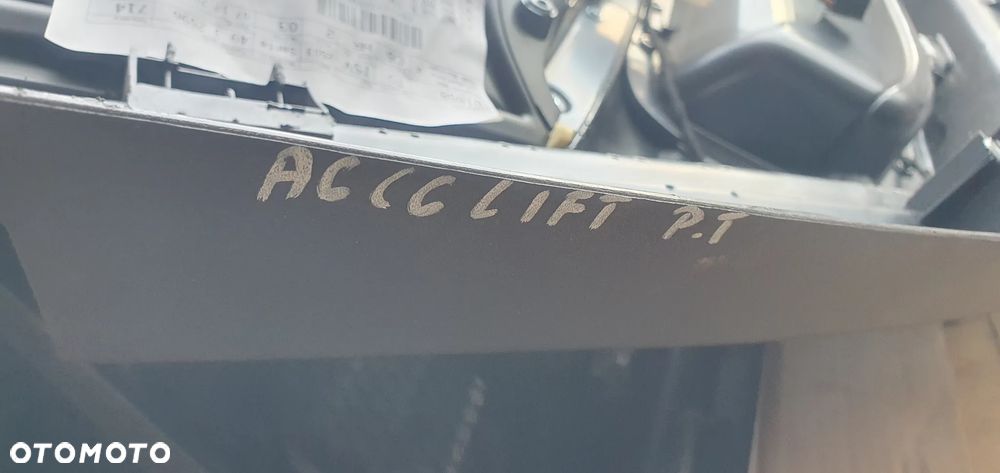 Tapicerka boczek prawy tył tylna prawa Audi A6 C6 Lift - 11
