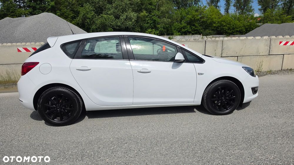Opel Astra 1.6 ENERGY - 15