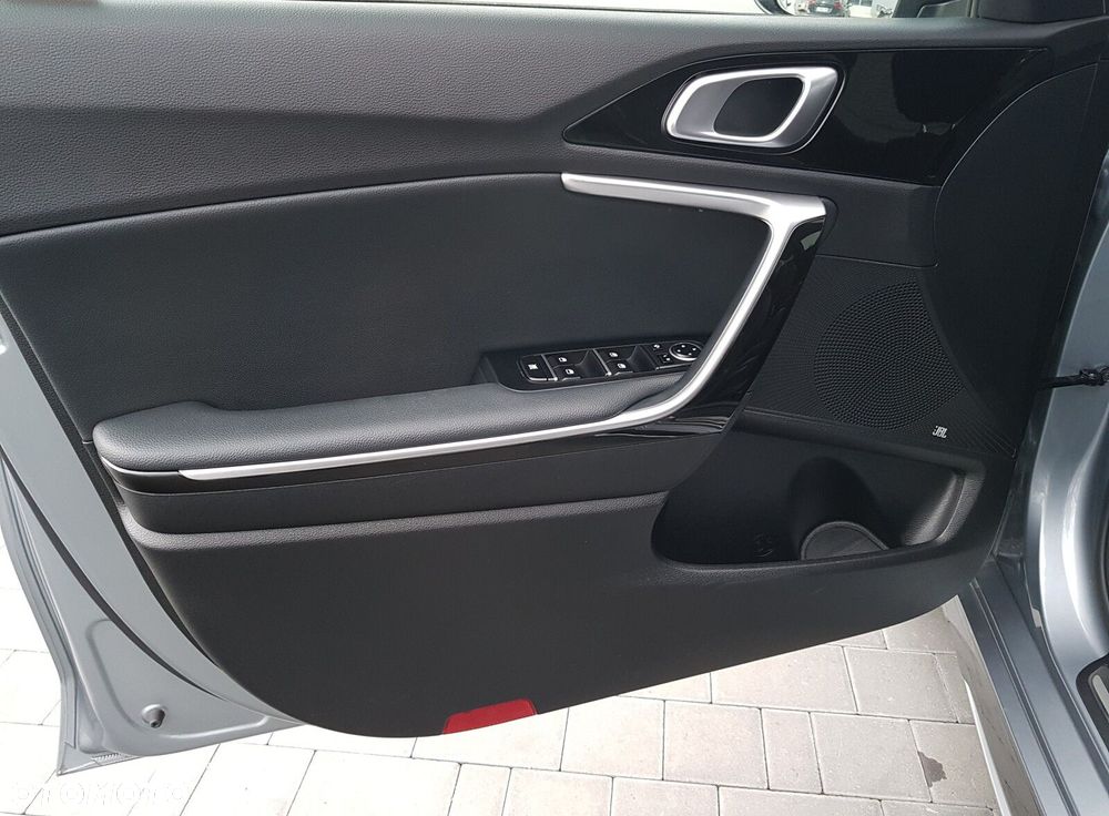Kia ProCeed 1.5 T-GDI GT Line DCT - 16