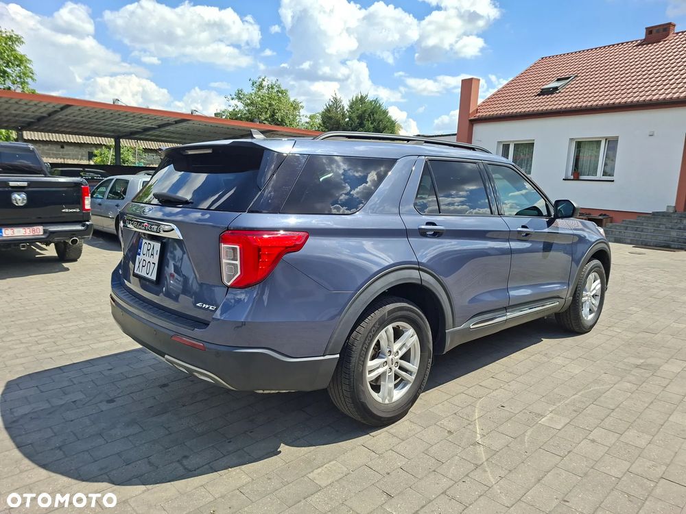 Ford Explorer - 4