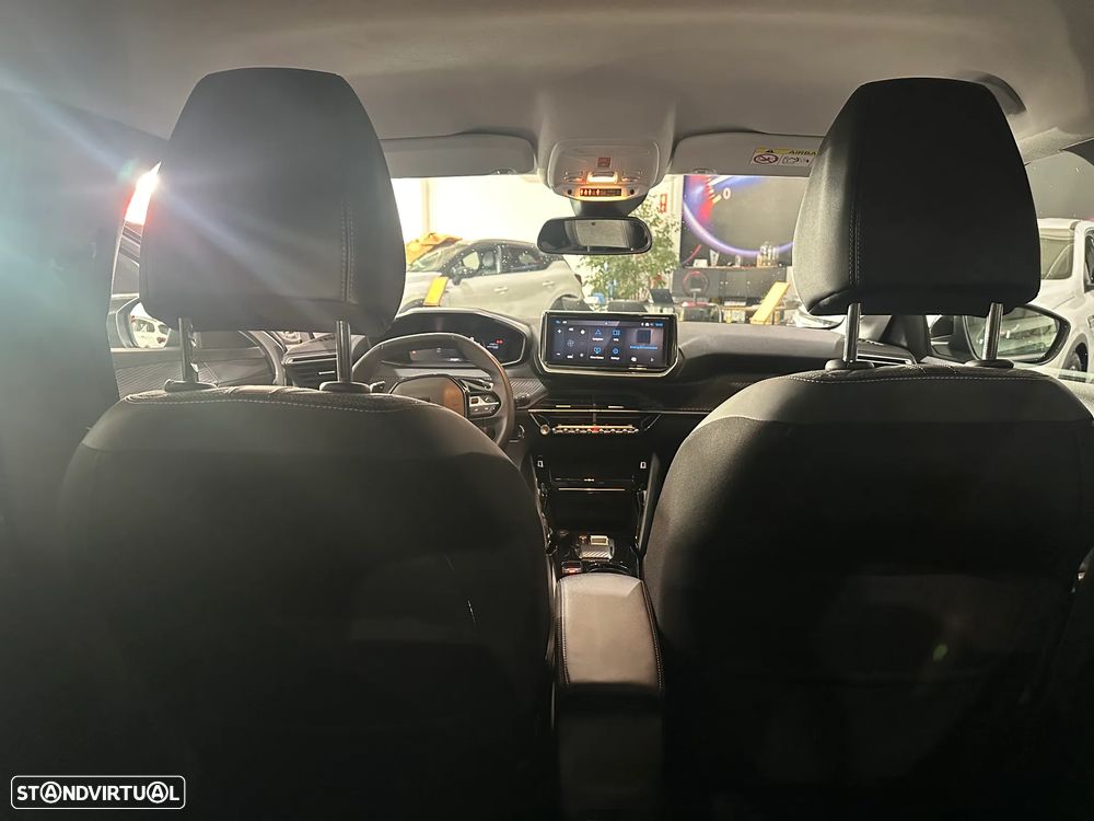 Peugeot 208 1.2 Hybrid Allure e-DCS6 - 3