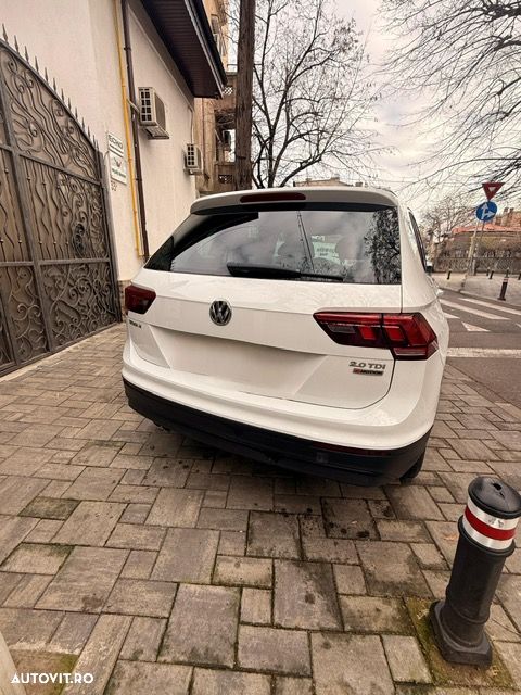 Volkswagen Tiguan 2.0 TDI 4Motion DSG BMT Sport & Style - 5