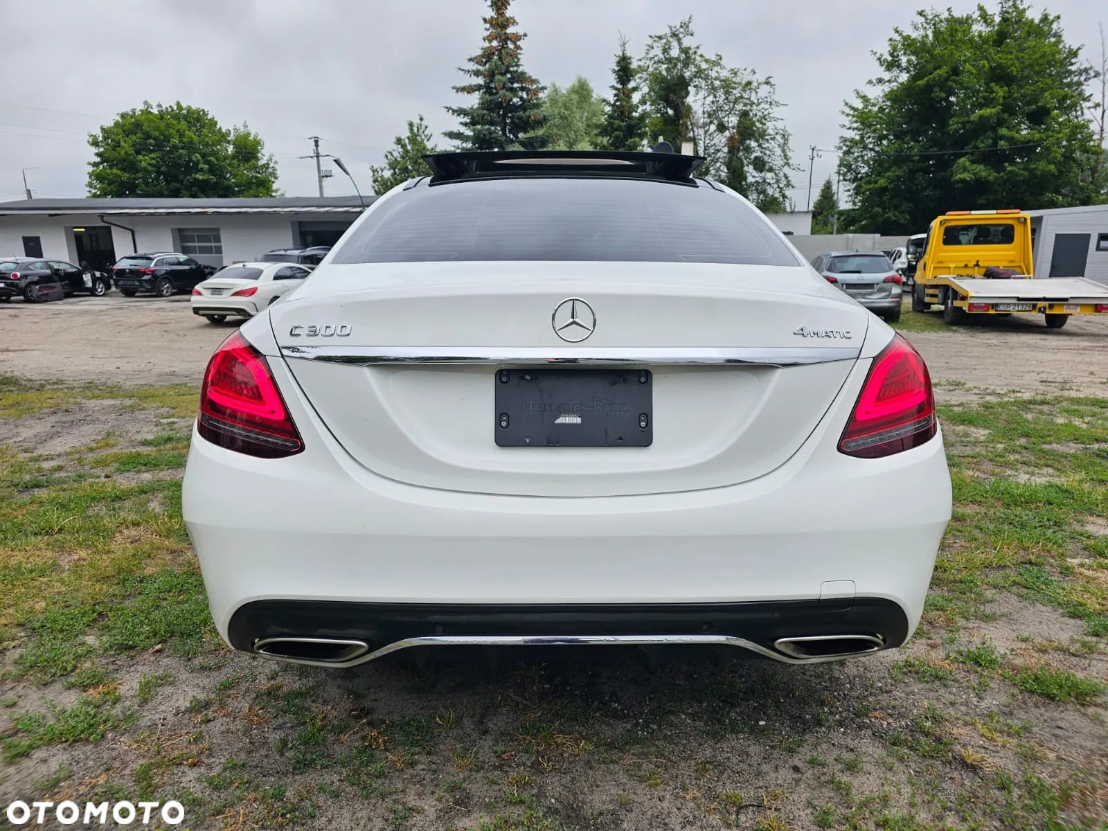 Mercedes-Benz Klasa C 300 4MATIC 9G-TRONIC - 2
