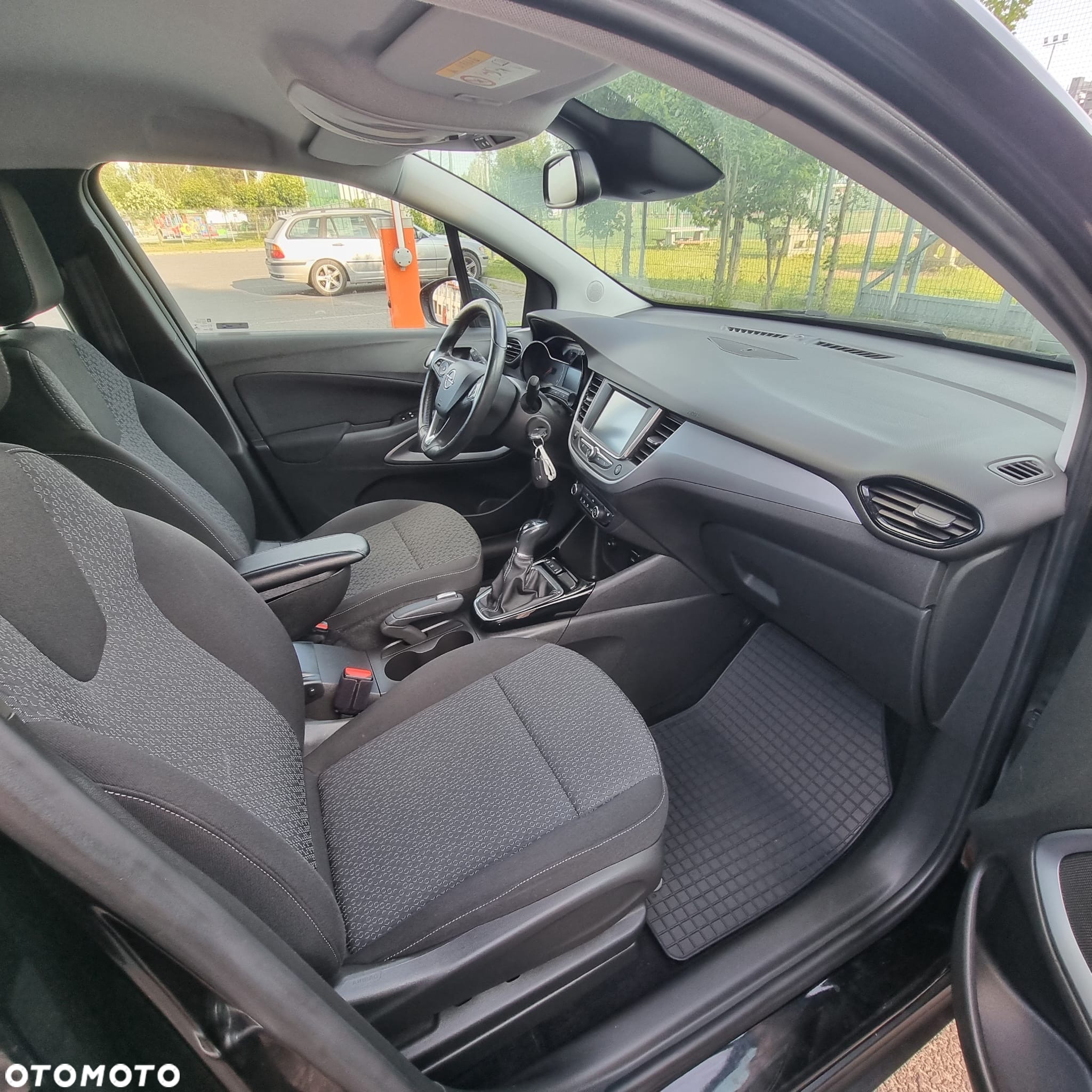 Opel Crossland X 1.2 Selection - 12