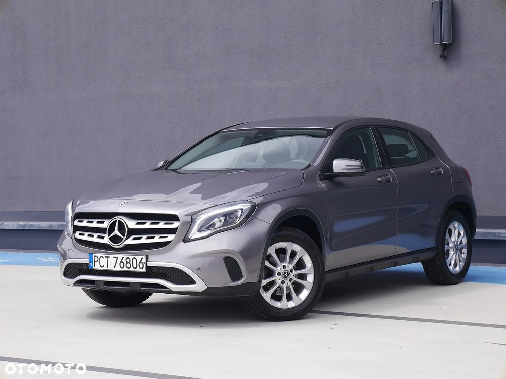 Mercedes-Benz GLA 180 7G-DCT - 3