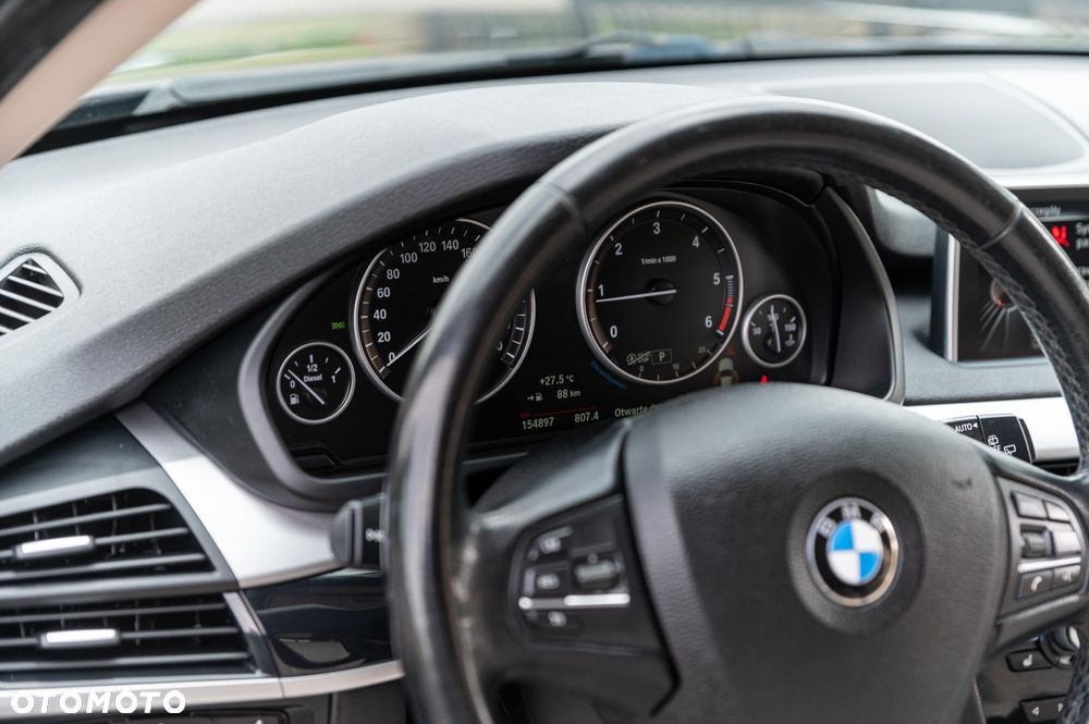 BMW X5 xDrive25d - 23