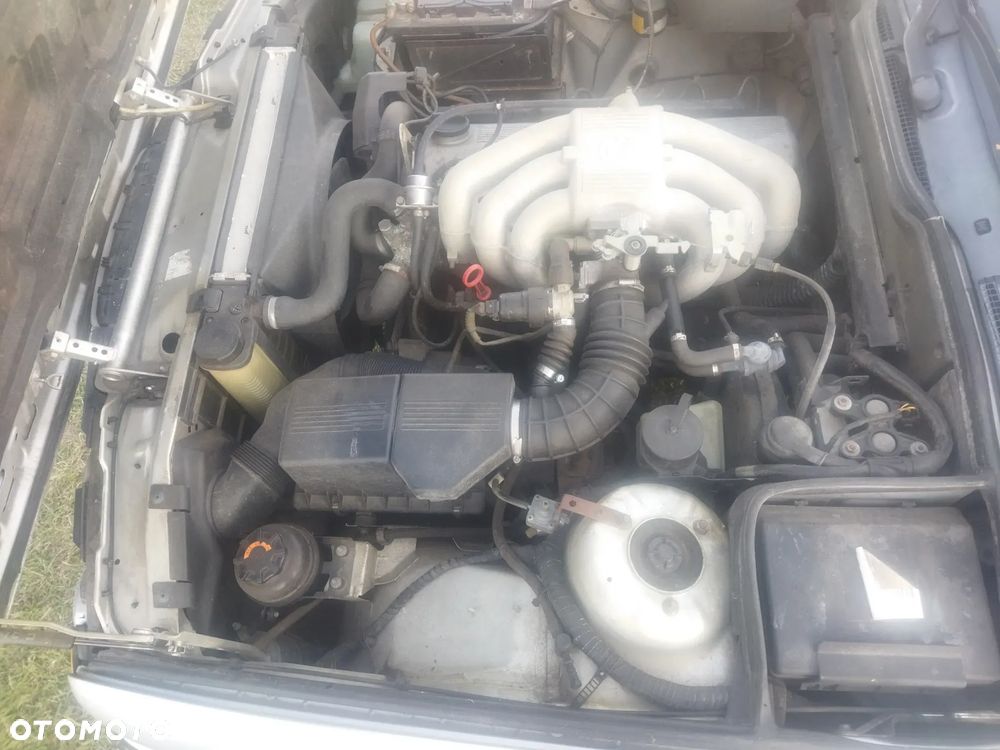 BMW Seria 5 520i - 17