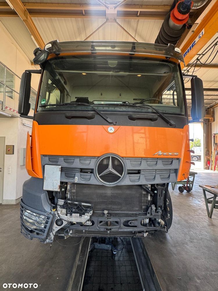 Mercedes-Benz Arocs 2642 6x4 Bordmatik Podwójny Uszkodzony z Niemiec - 10