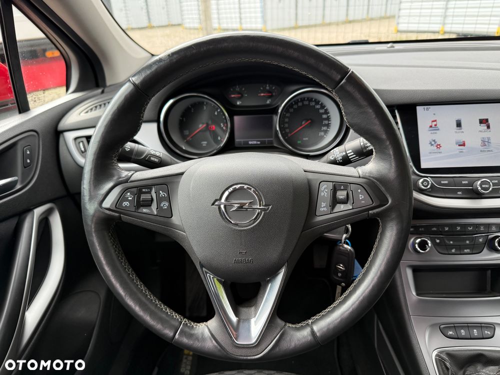 Opel Astra - 16