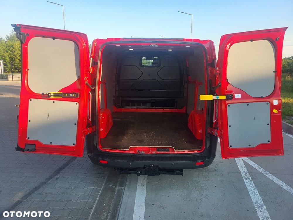 Ford Transit Custom - 32