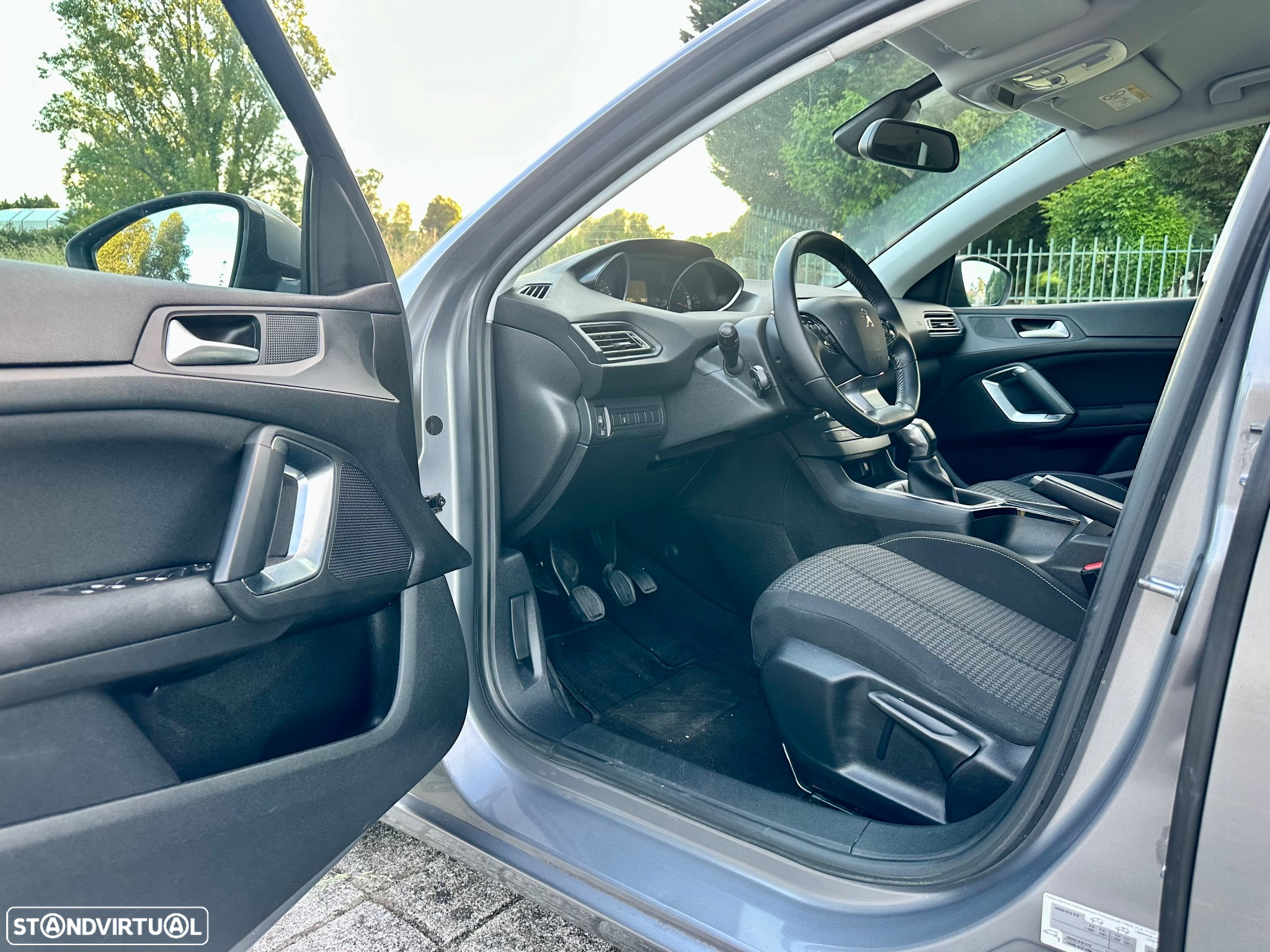 Peugeot 308 1.6 BlueHDi Active - 15